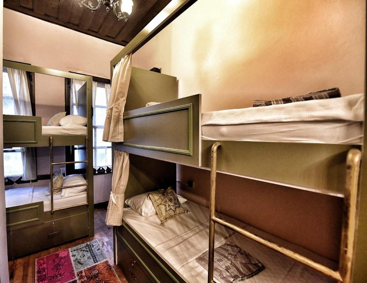Lords Hostel & Pub أنطاليا المظهر الخارجي الصورة