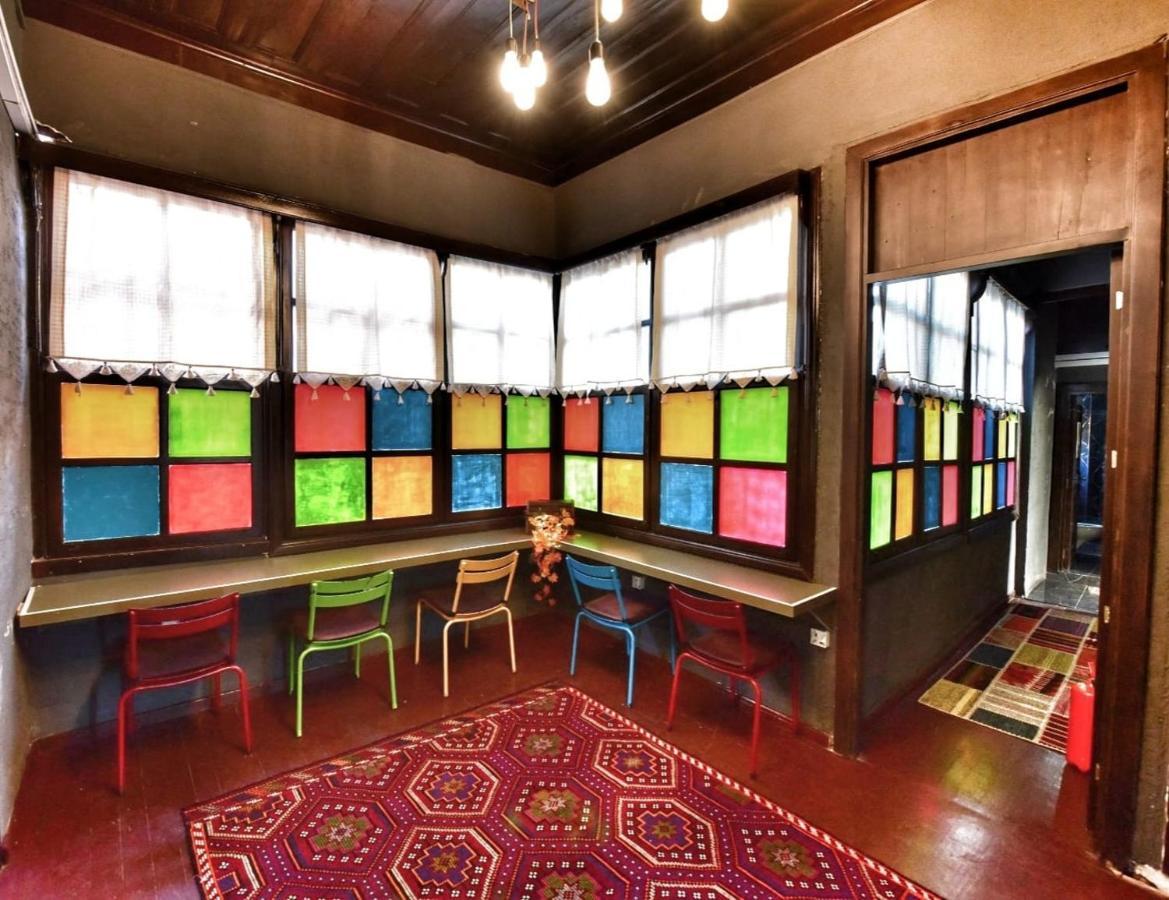 Lords Hostel & Pub أنطاليا المظهر الخارجي الصورة