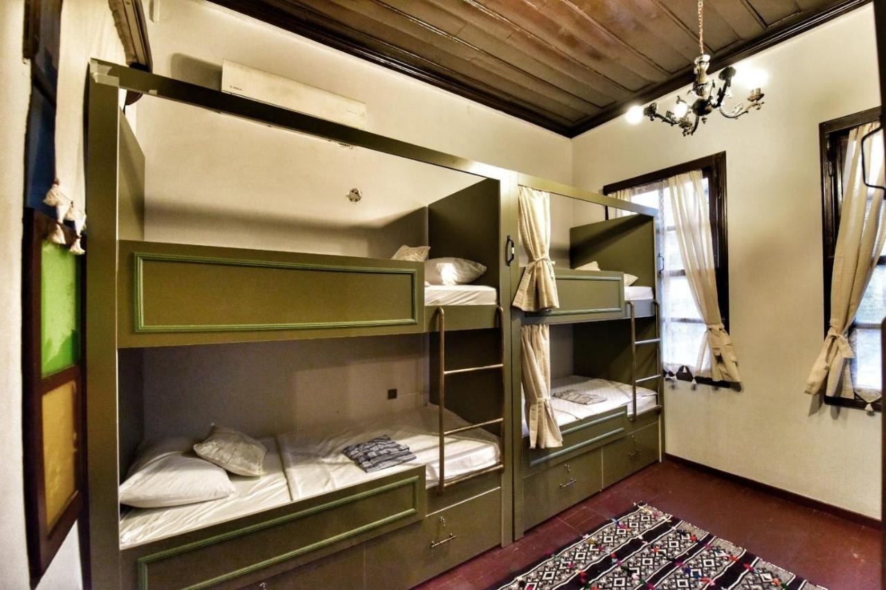 Lords Hostel & Pub أنطاليا المظهر الخارجي الصورة