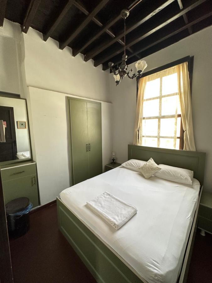 Lords Hostel & Pub أنطاليا المظهر الخارجي الصورة