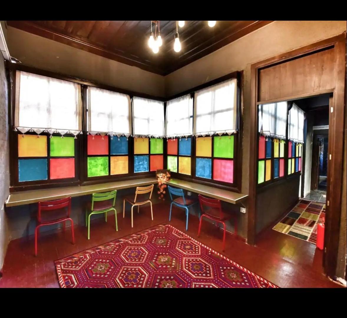 Lords Hostel & Pub أنطاليا المظهر الخارجي الصورة